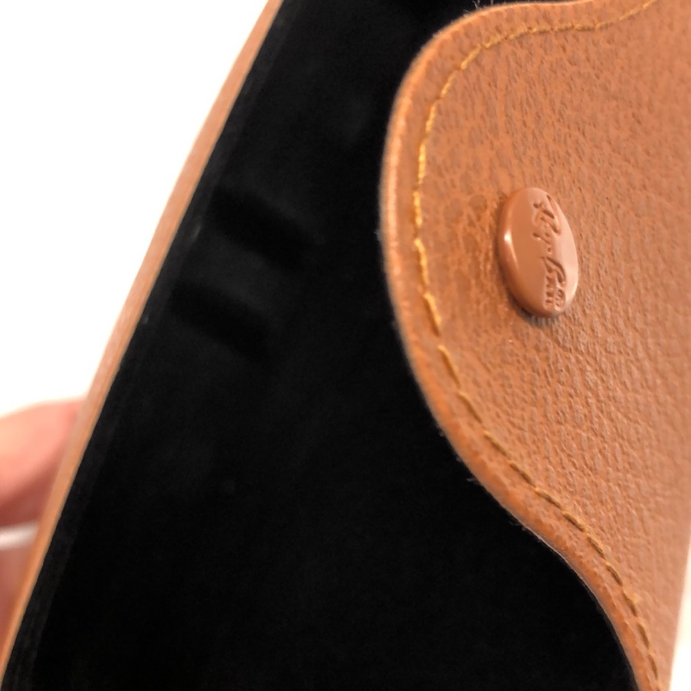 Ray ban case - Picture 2 of 3